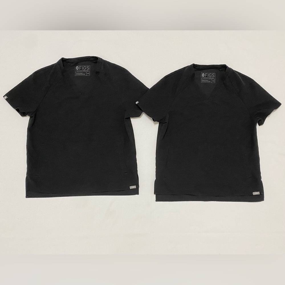 Figs Black Kangaroo Pocket Scrub Top x2 Pair Lot